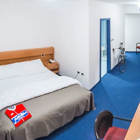 Hotel Fly Bike