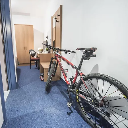 Hotel Fly Bike