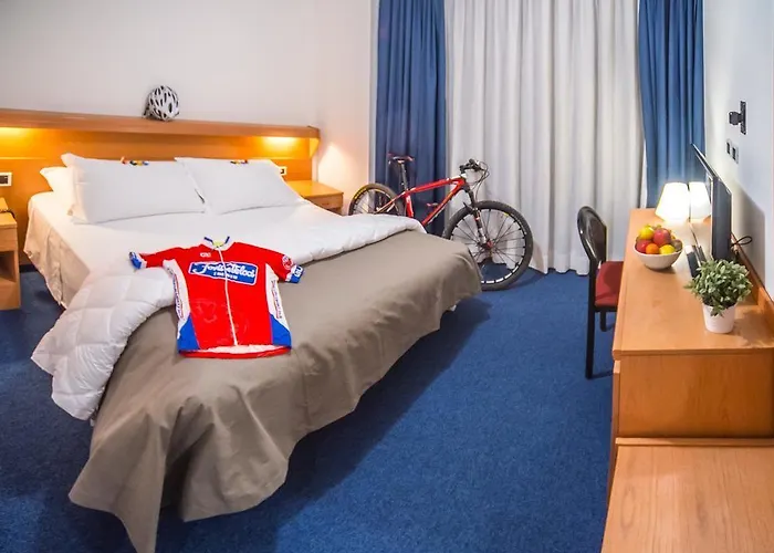 Fly Bike Hotel