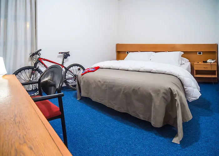 Fly Bike Hotel 3*
